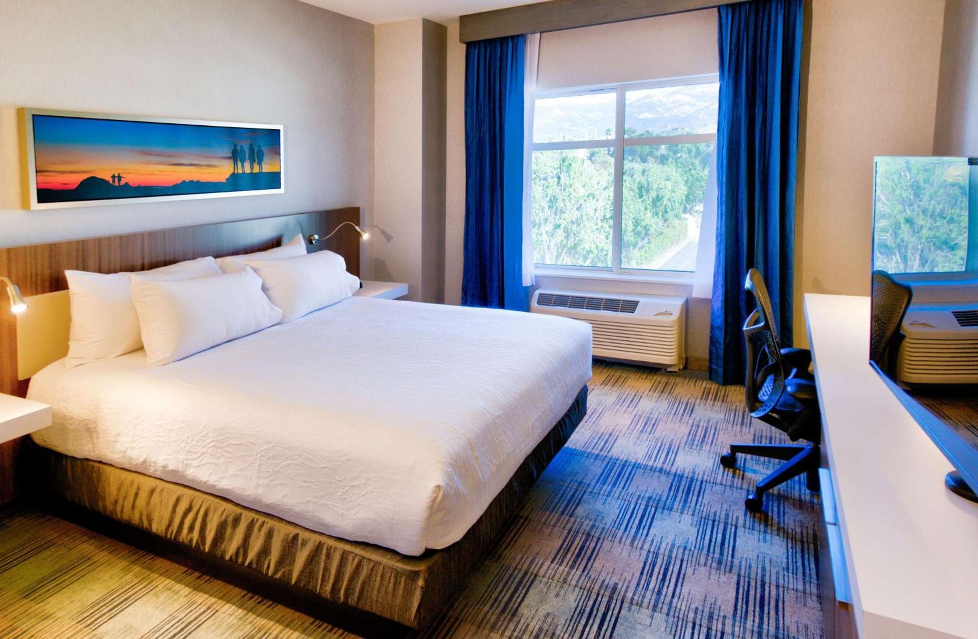 Hilton Garden Inn Santa Barbara/Goleta Exterior photo
