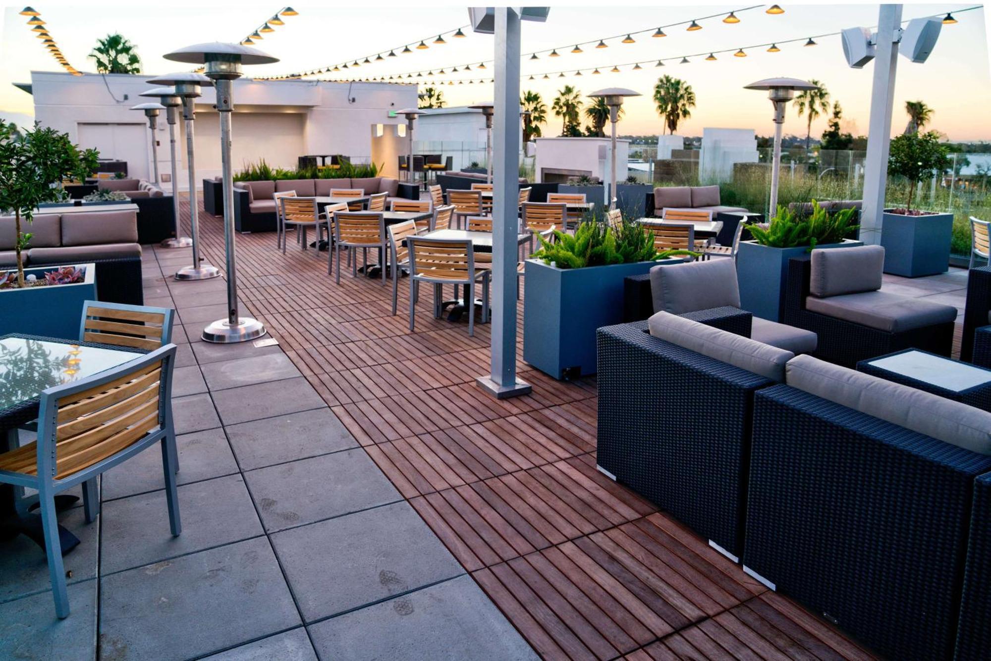 Hilton Garden Inn Santa Barbara/Goleta Exterior photo